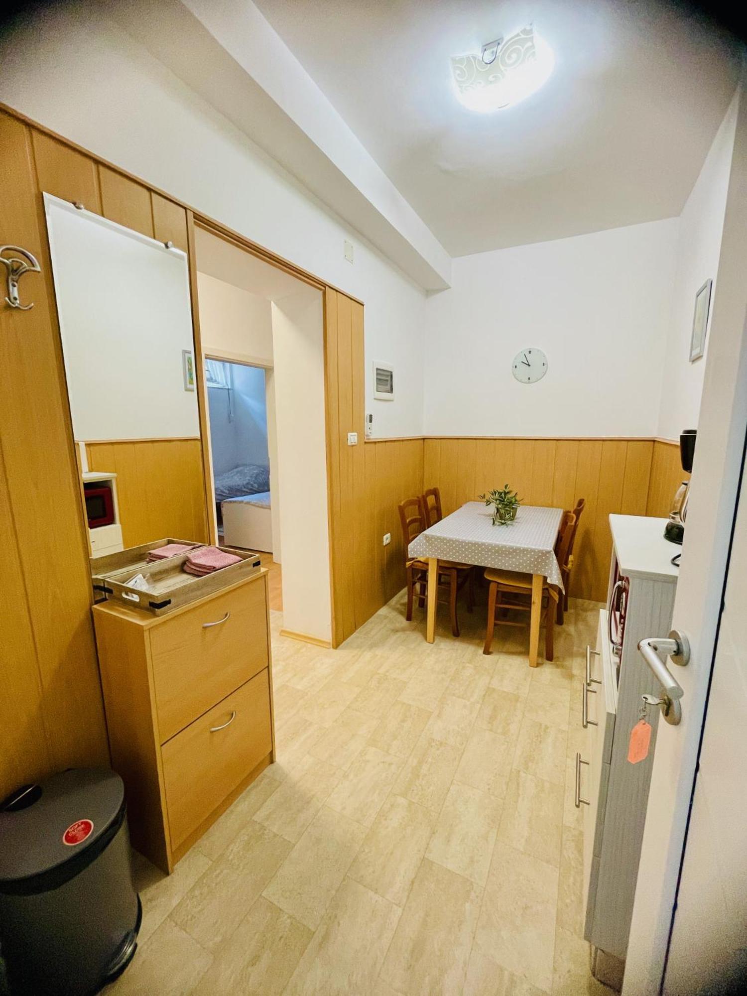 Viler Apartments Izola Extérieur photo